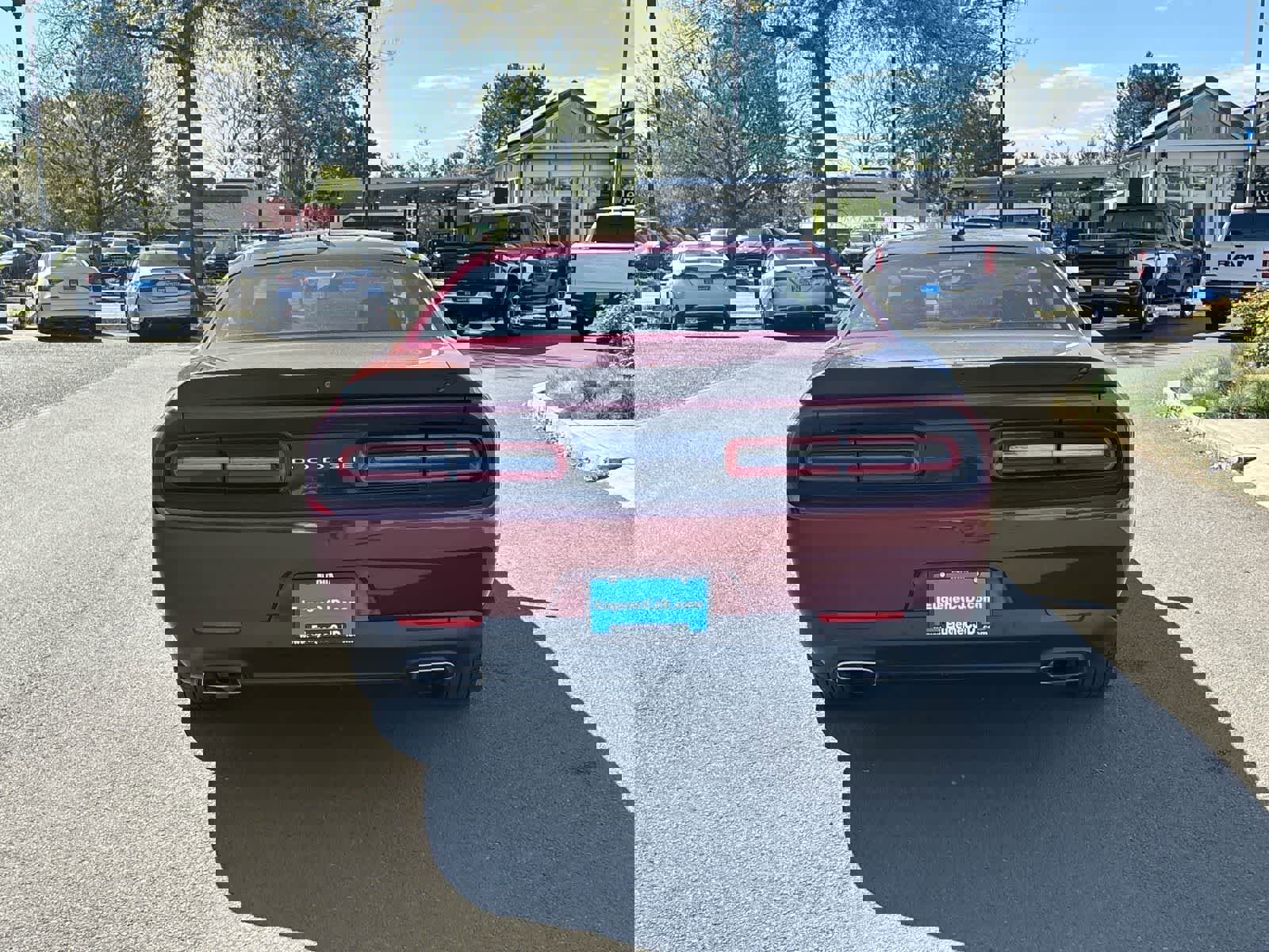 Used 2019 Dodge Challenger SXT w/ Plus Package image 4