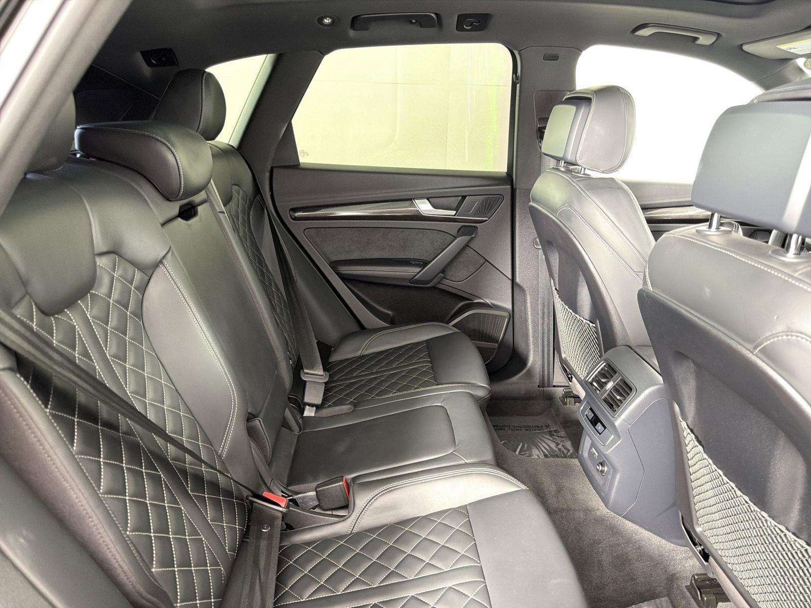 Used 2024 Audi SQ5 Premium Plus w/ Premium Plus Package image 30