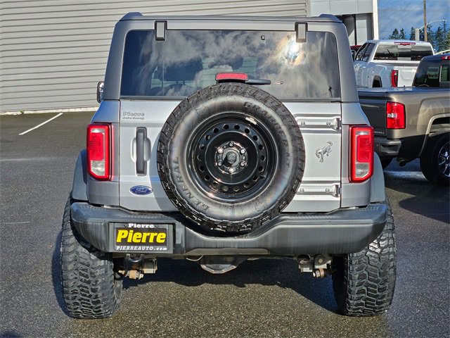 Used 2022 Ford Bronco Black Diamond image 4