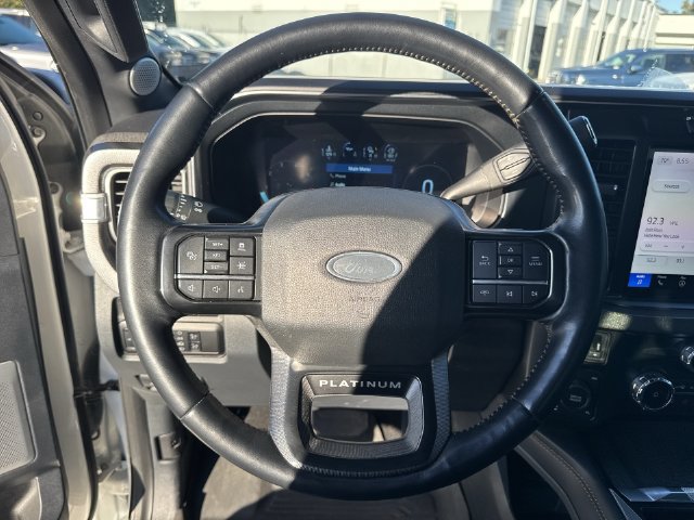Used 2024 Ford F250 Platinum w/ FX4 Off-Road Package AWD/4WD image 11