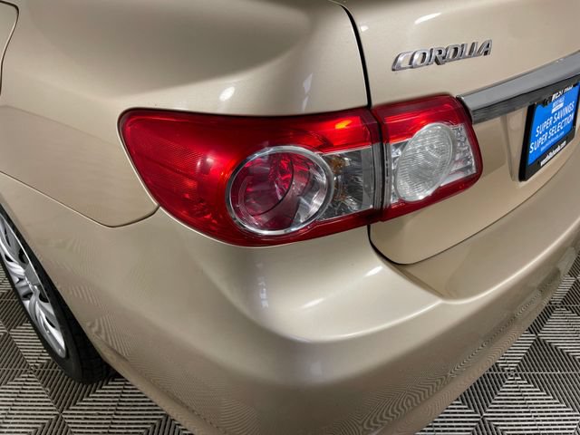 Used 2012 Toyota Corolla LE FWD image 18