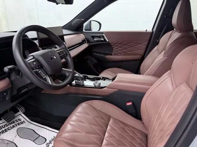 Used 2025 Mitsubishi Outlander SEL FWD image 17