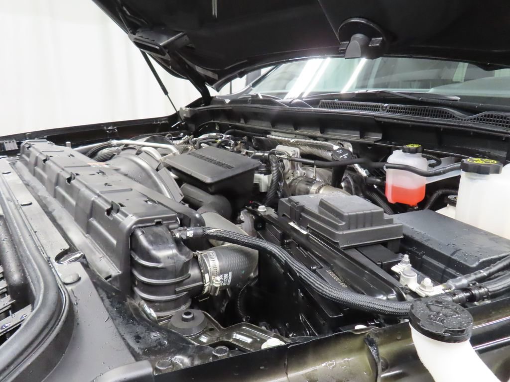 Used 2024 GMC Sierra 3500 SLT w/ SLT Premium Package image 26