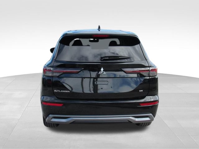 New 2025 Mitsubishi Outlander SE FWD image 4