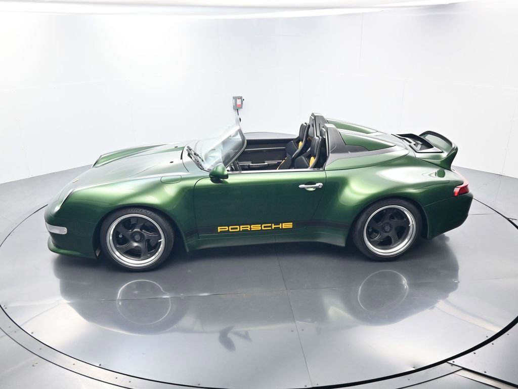Used 1995 Porsche 911 Carrera RWD image 39
