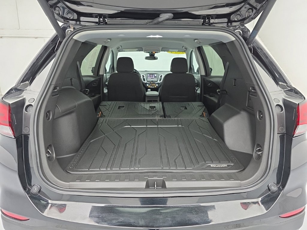 Used 2024 Chevrolet Equinox LT w/ LPO, Floor Liner Package AWD/4WD image 49