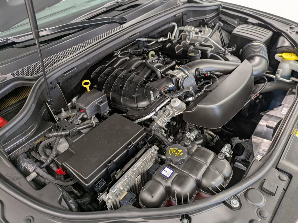 Used 2025 Dodge Durango GT AWD/4WD image 36