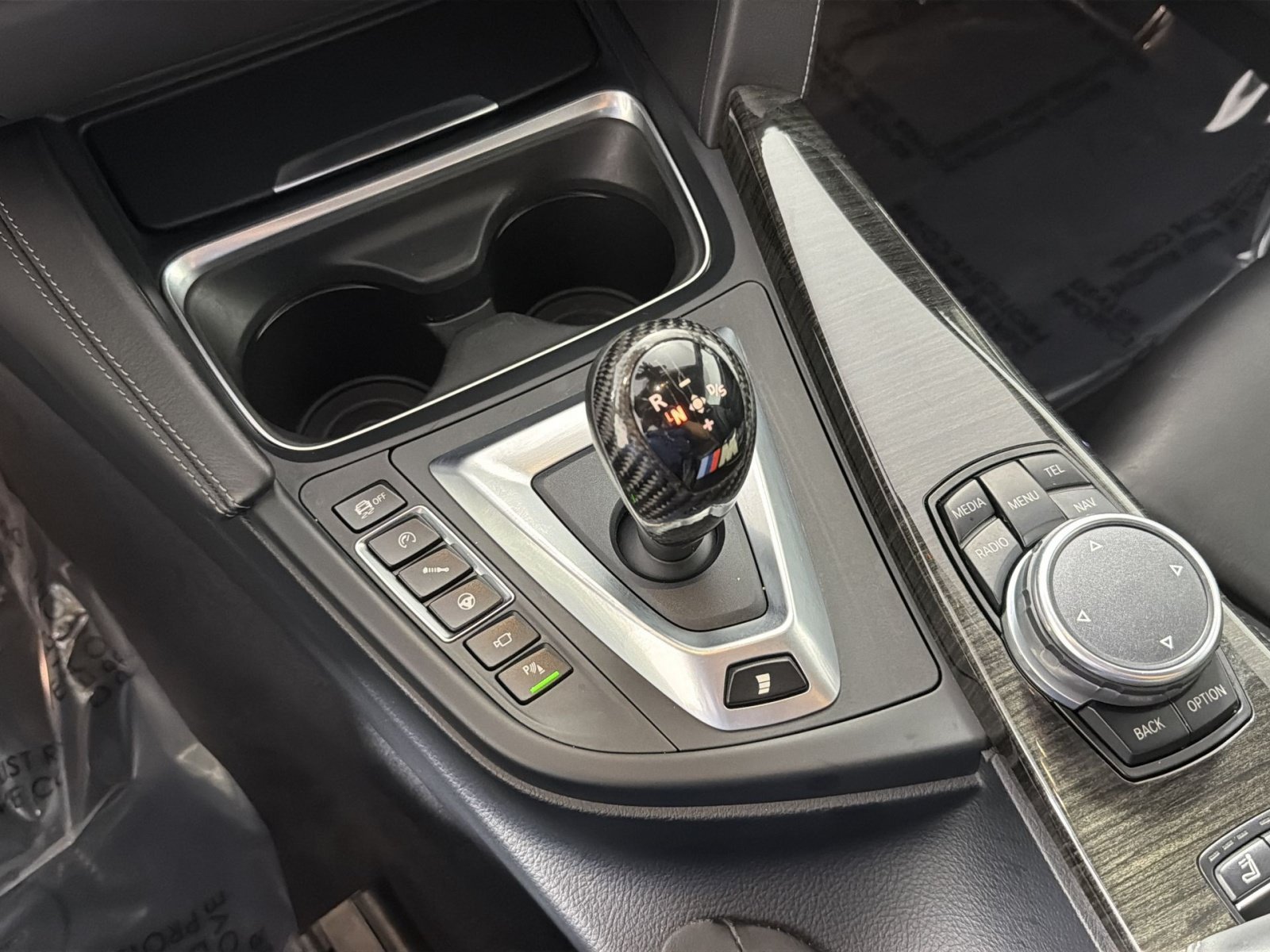 Used 2016 BMW M4 Convertible RWD image 22