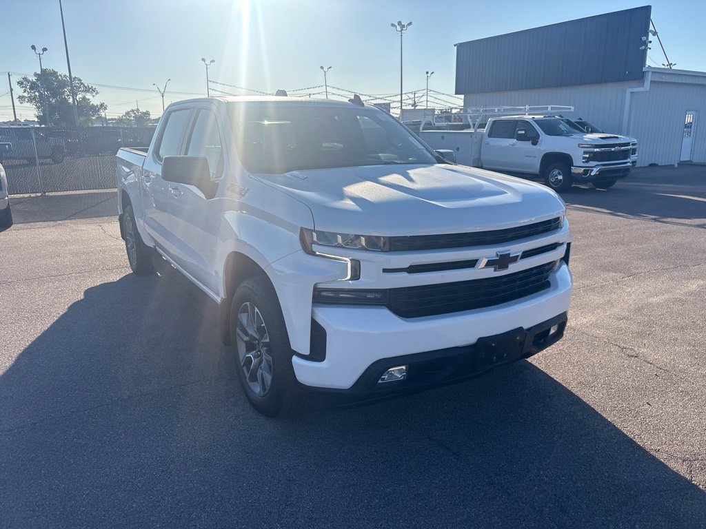 Used 2022 Chevrolet Silverado 1500 RST AWD/4WD image 2