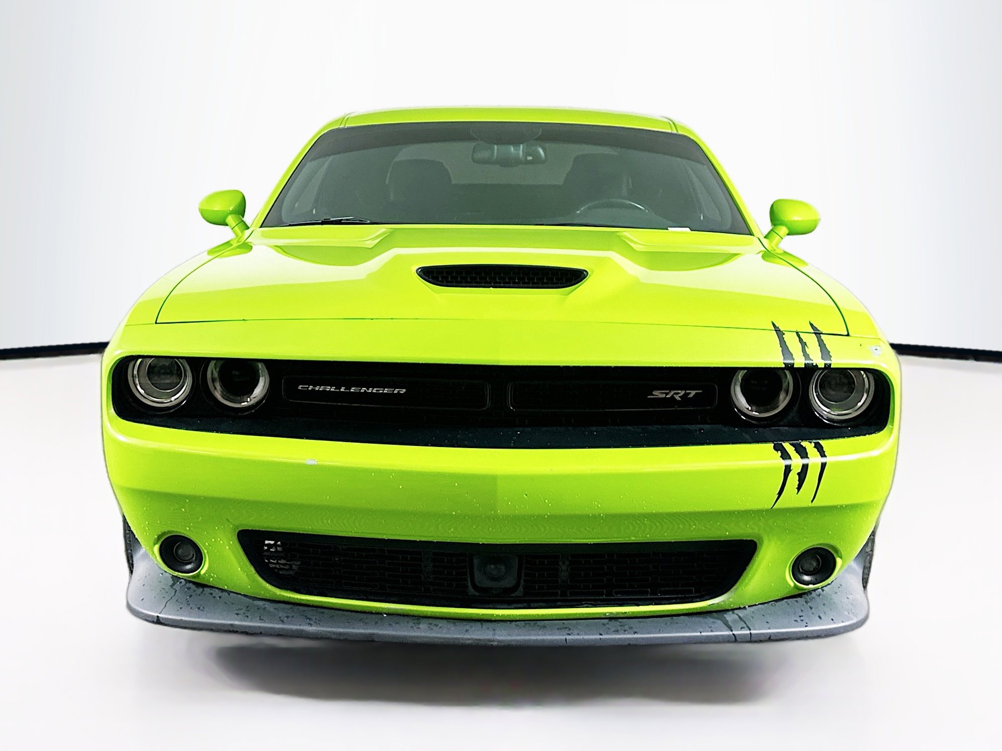 Used 2015 Dodge Challenger SRT w/ Technology Group RWD image 2