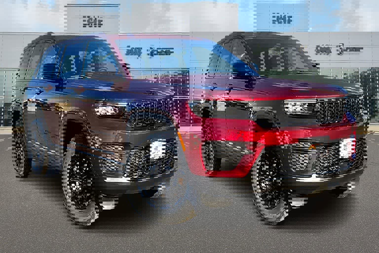 New 2025 Jeep Grand Cherokee Altitude image 22