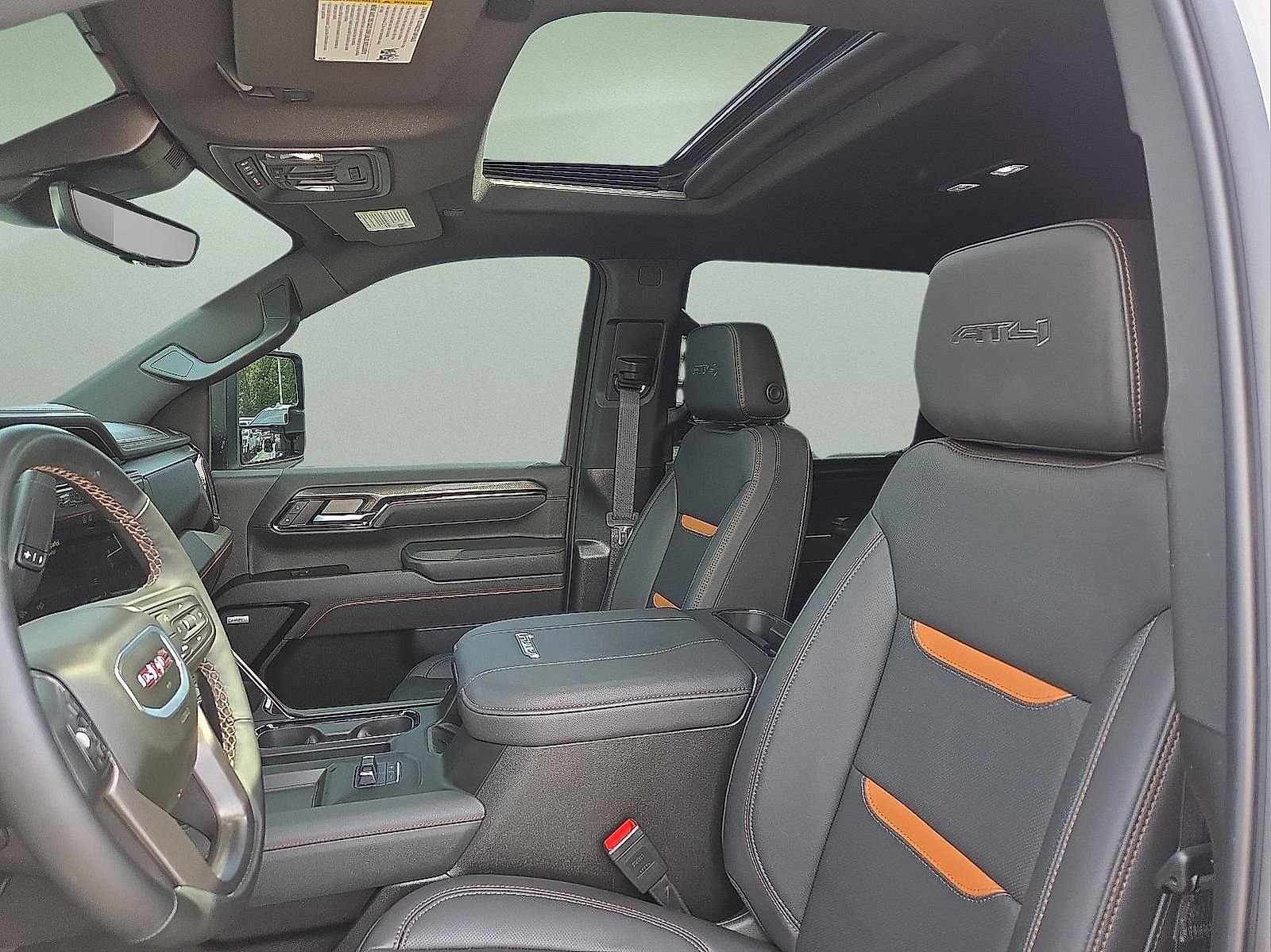 Used 2025 GMC Sierra 2500 AT4 w/ AT4 Premium Plus Package AWD/4WD image 13