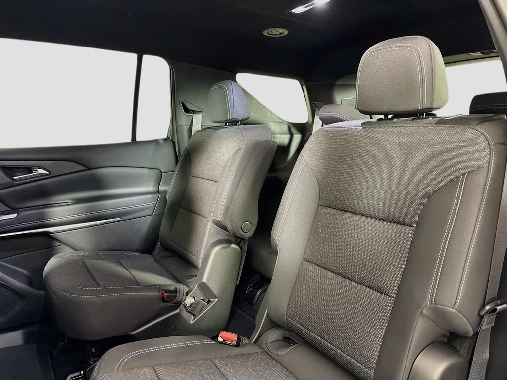 New 2026 Chevrolet Traverse LT w/ Midnight/Sport Edition AWD/4WD image 23