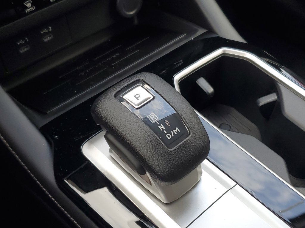 New 2026 Mitsubishi Outlander ES FWD image 30