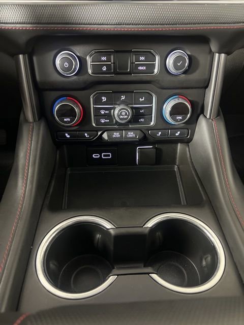 Used 2022 Chevrolet Tahoe RST w/ Luxury Package AWD/4WD image 28
