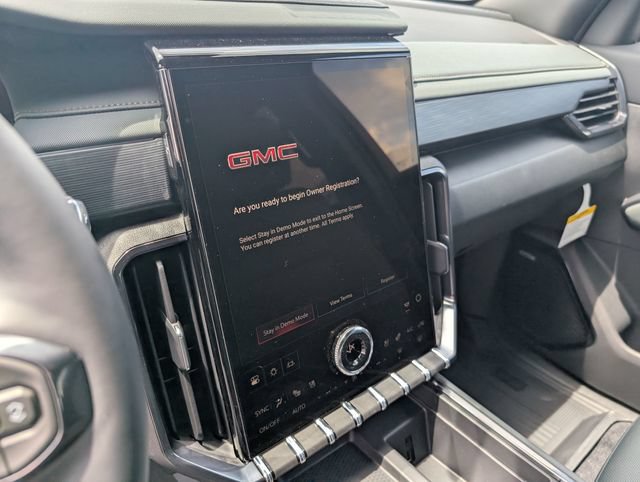 New 2026 GMC Acadia AT4 w/ Luxury Package AWD/4WD image 20