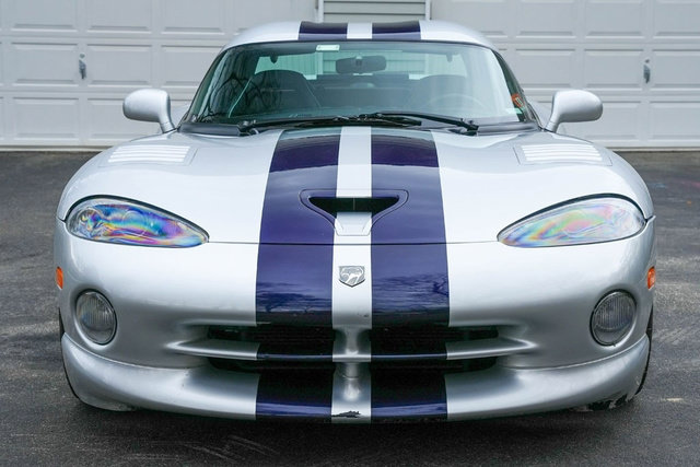 Used 1998 Dodge Viper GTS RWD image 13