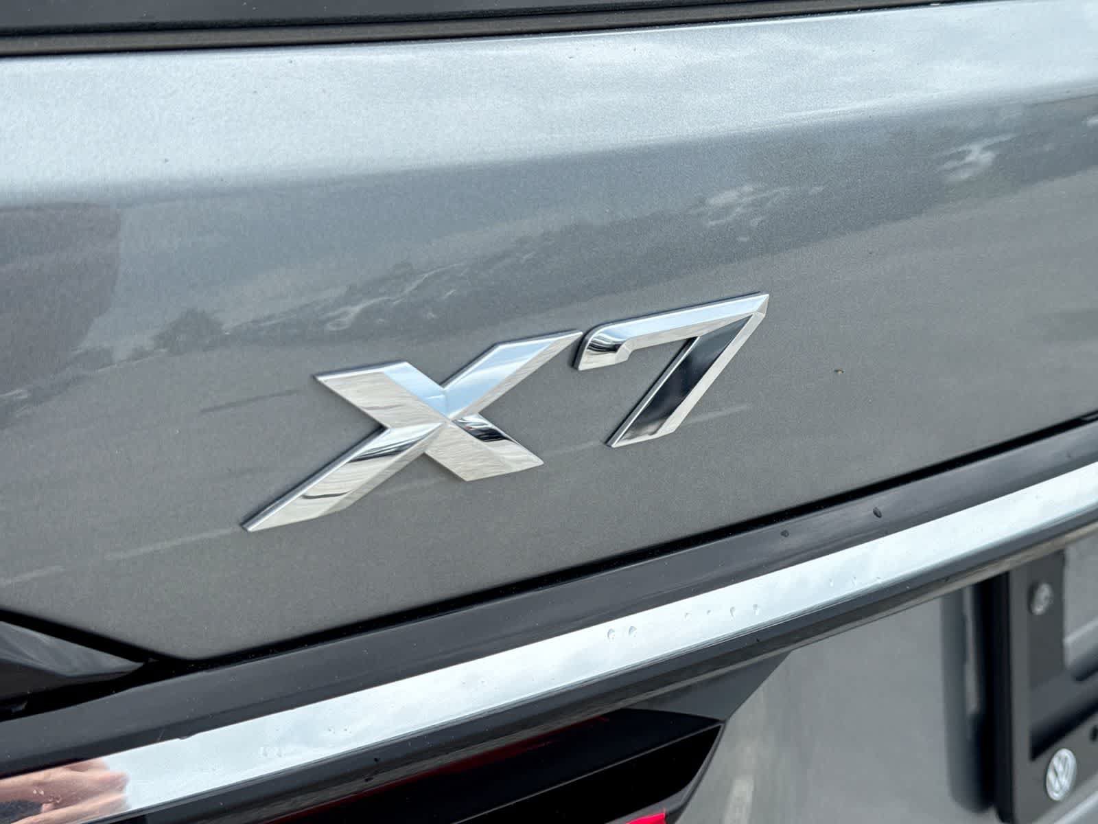 Used 2024 BMW X7 xDrive40i AWD/4WD image 19
