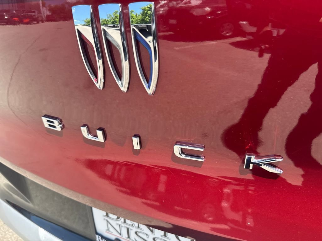 Used 2025 Buick Envista Sport Touring w/ Experience Buick Package FWD image 45