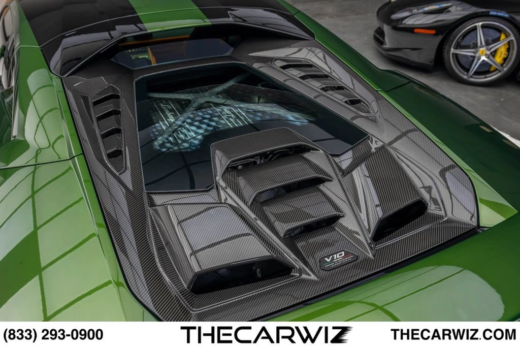 Used 2024 Lamborghini Huracan Tecnica RWD image 27