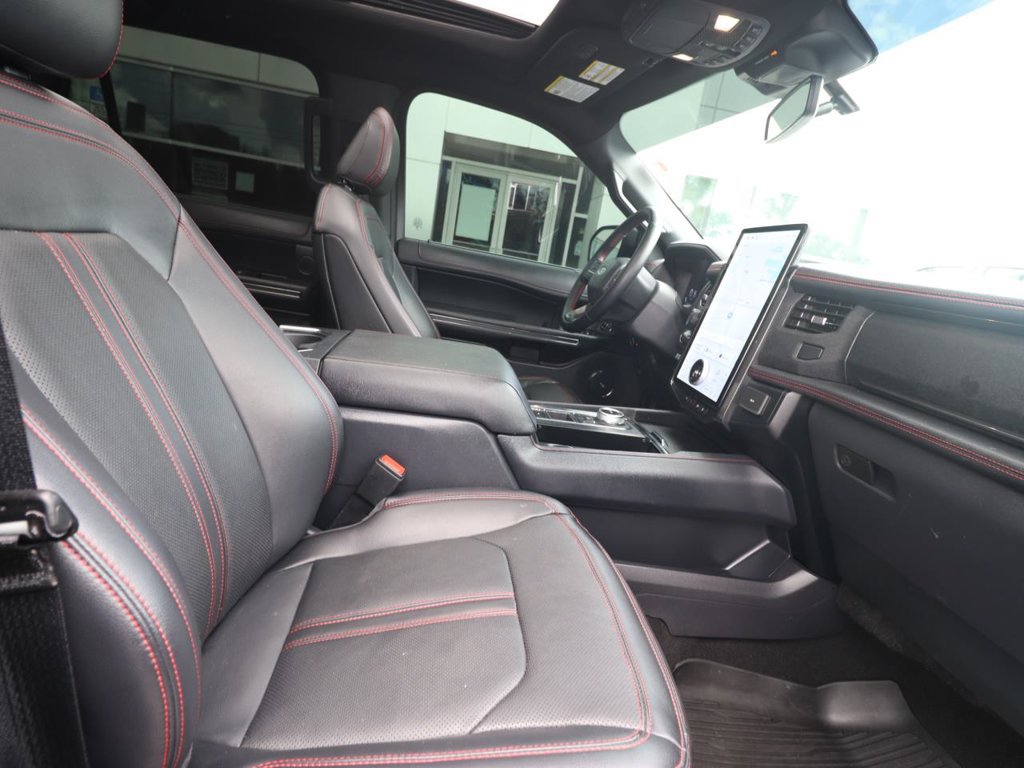 Used 2024 Ford Expedition Limited RWD image 26