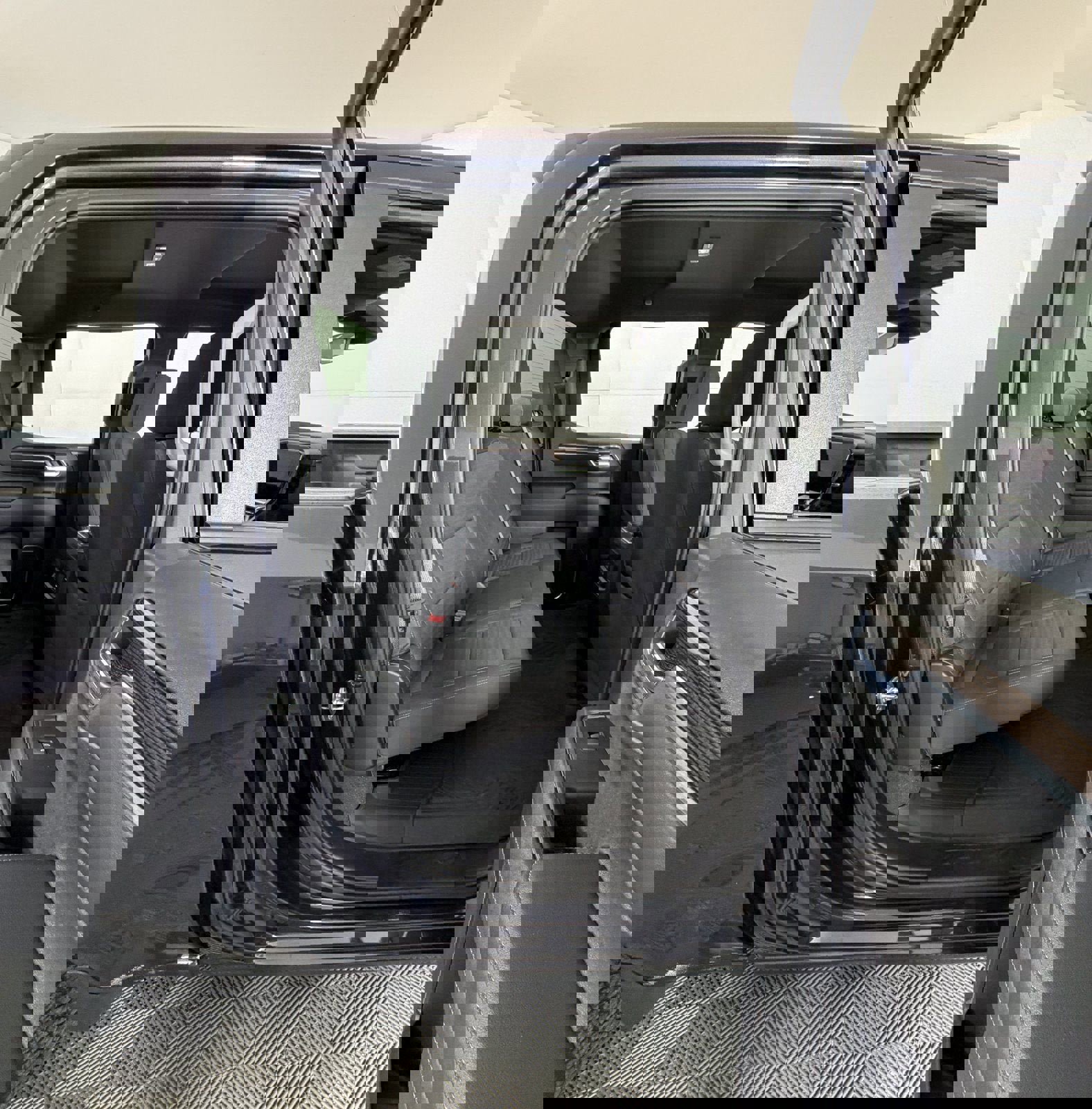 Used 2022 Chevrolet Silverado 1500 RST AWD/4WD image 5