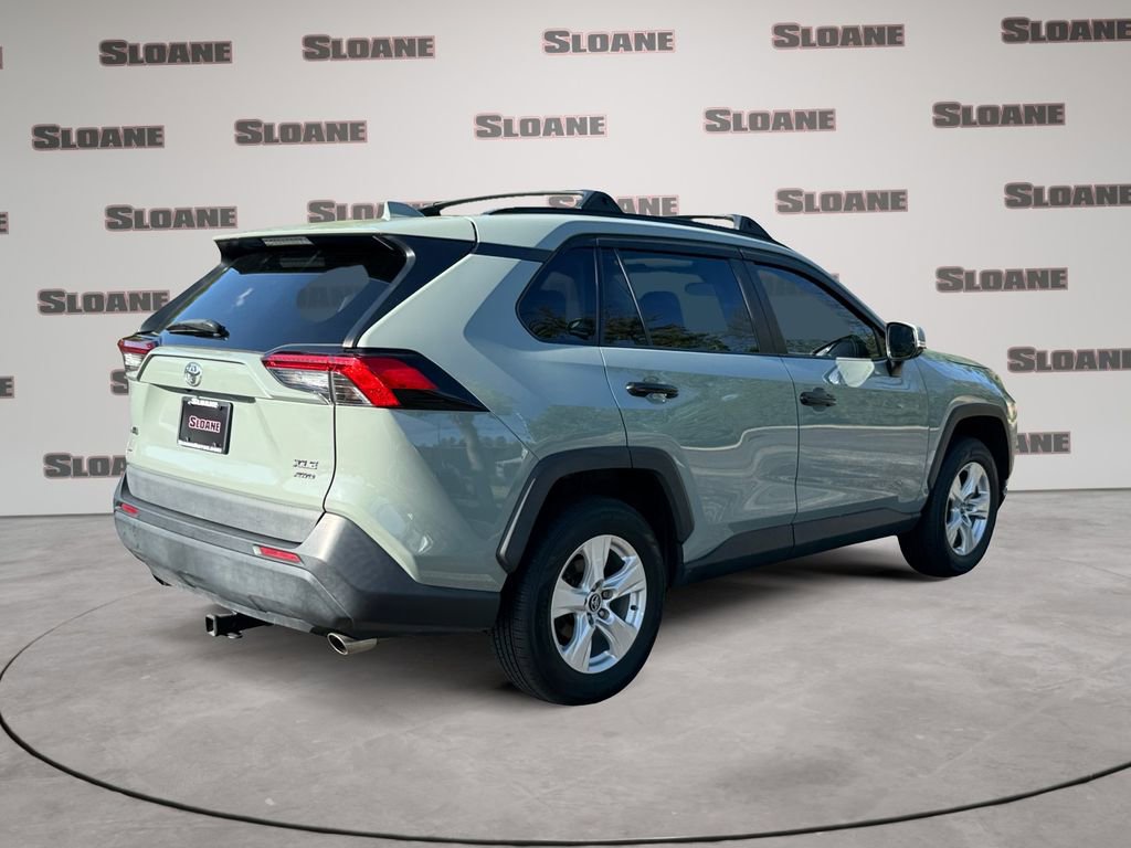 Used 2020 Toyota RAV4 XLE w/ Convenience Package AWD/4WD image 5