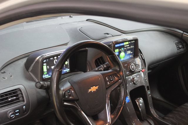 Used 2015 Chevrolet Volt FWD image 14