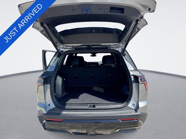 New 2026 Chevrolet Equinox RS w/ Convenience Package III image 23