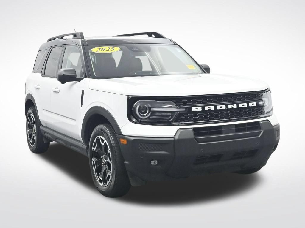 Certified 2025 Ford Bronco Sport Heritage AWD/4WD image 3