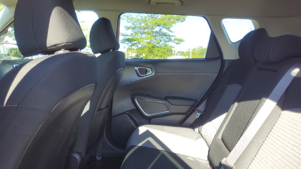 Used 2023 Kia Soul EX FWD image 23