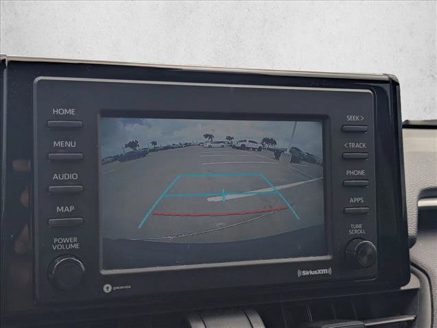 Used 2020 Toyota RAV4 LE FWD image 10
