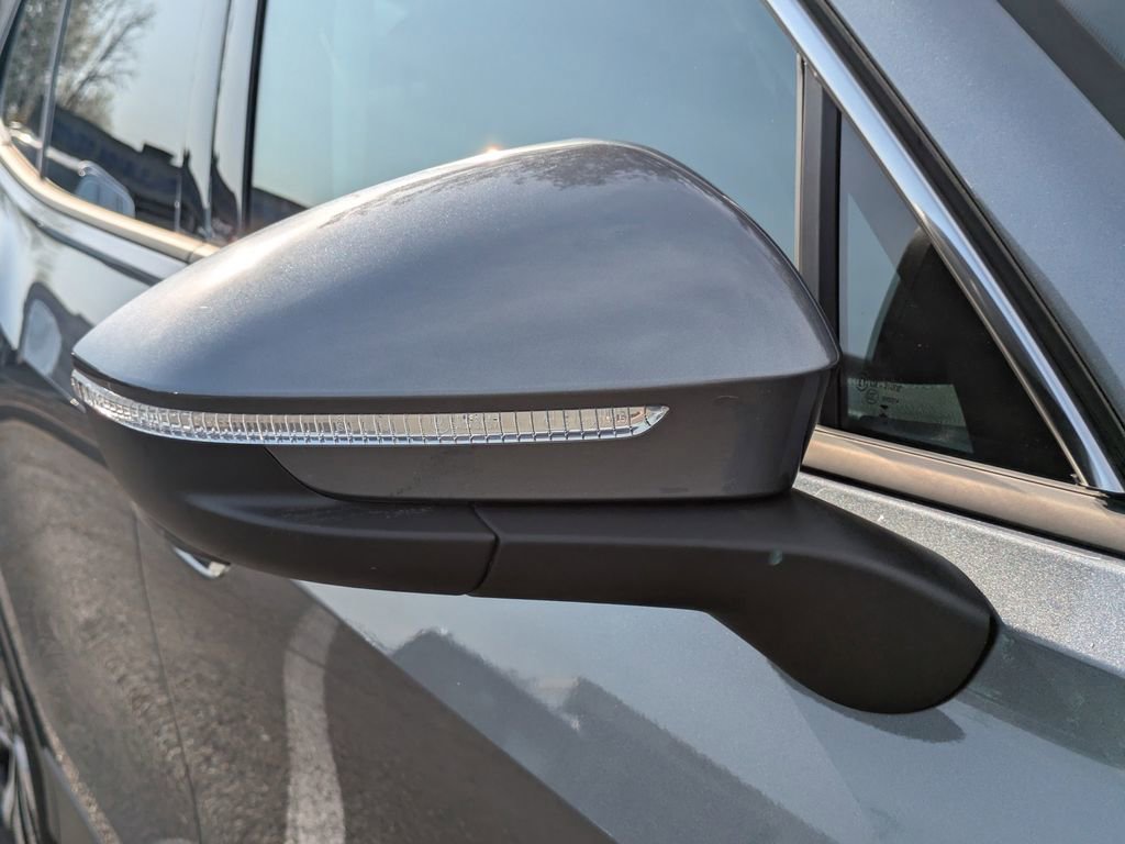 Certified 2025 Volkswagen Tiguan S image 12