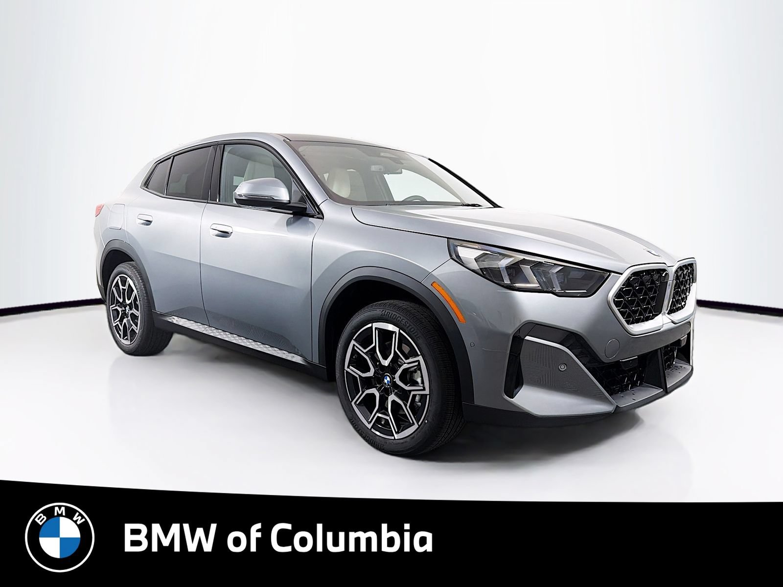 New 2026 BMW X2 xDrive28i w/ Convenience Package AWD/4WD image 1