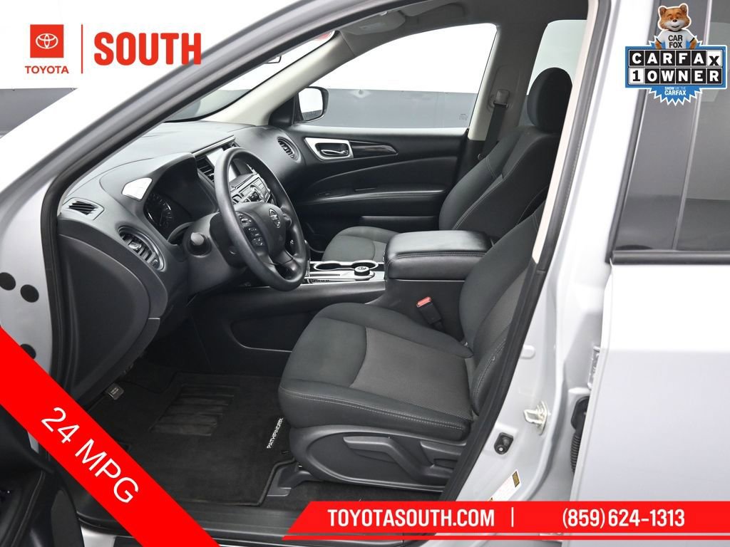 Used 2020 Nissan Pathfinder S AWD/4WD image 9