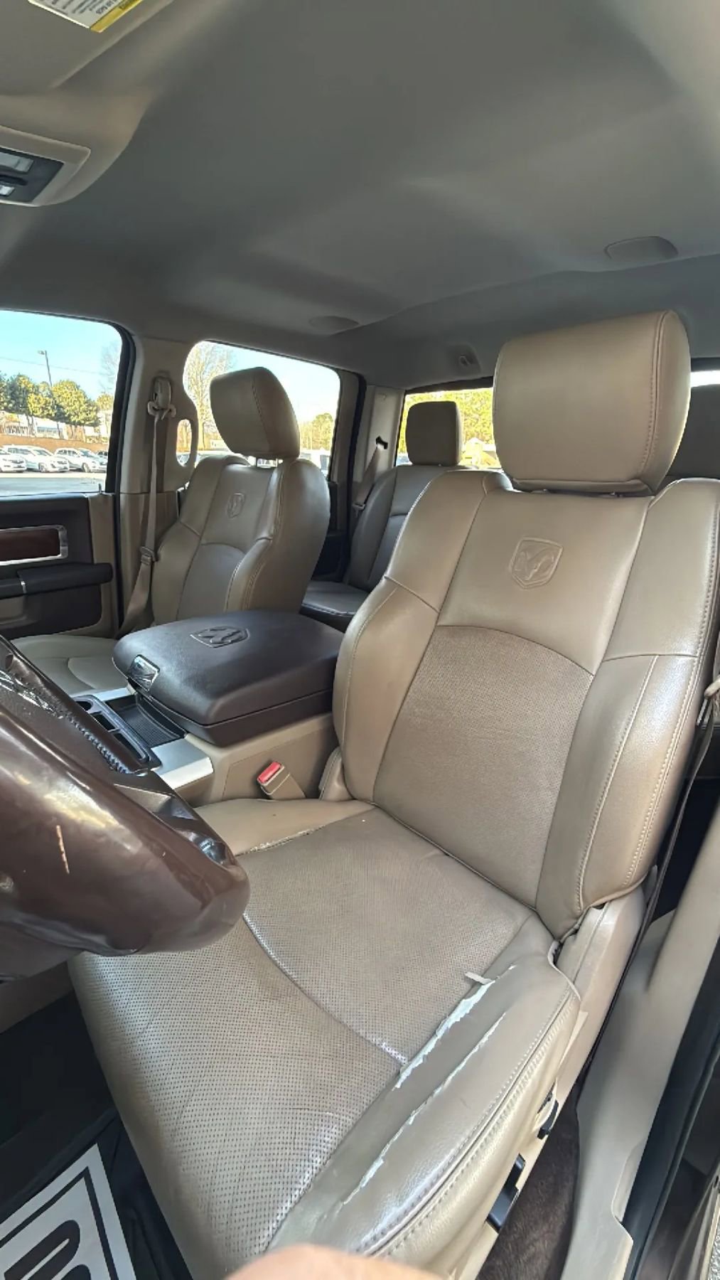 Used 2011 RAM 1500 Laramie image 21