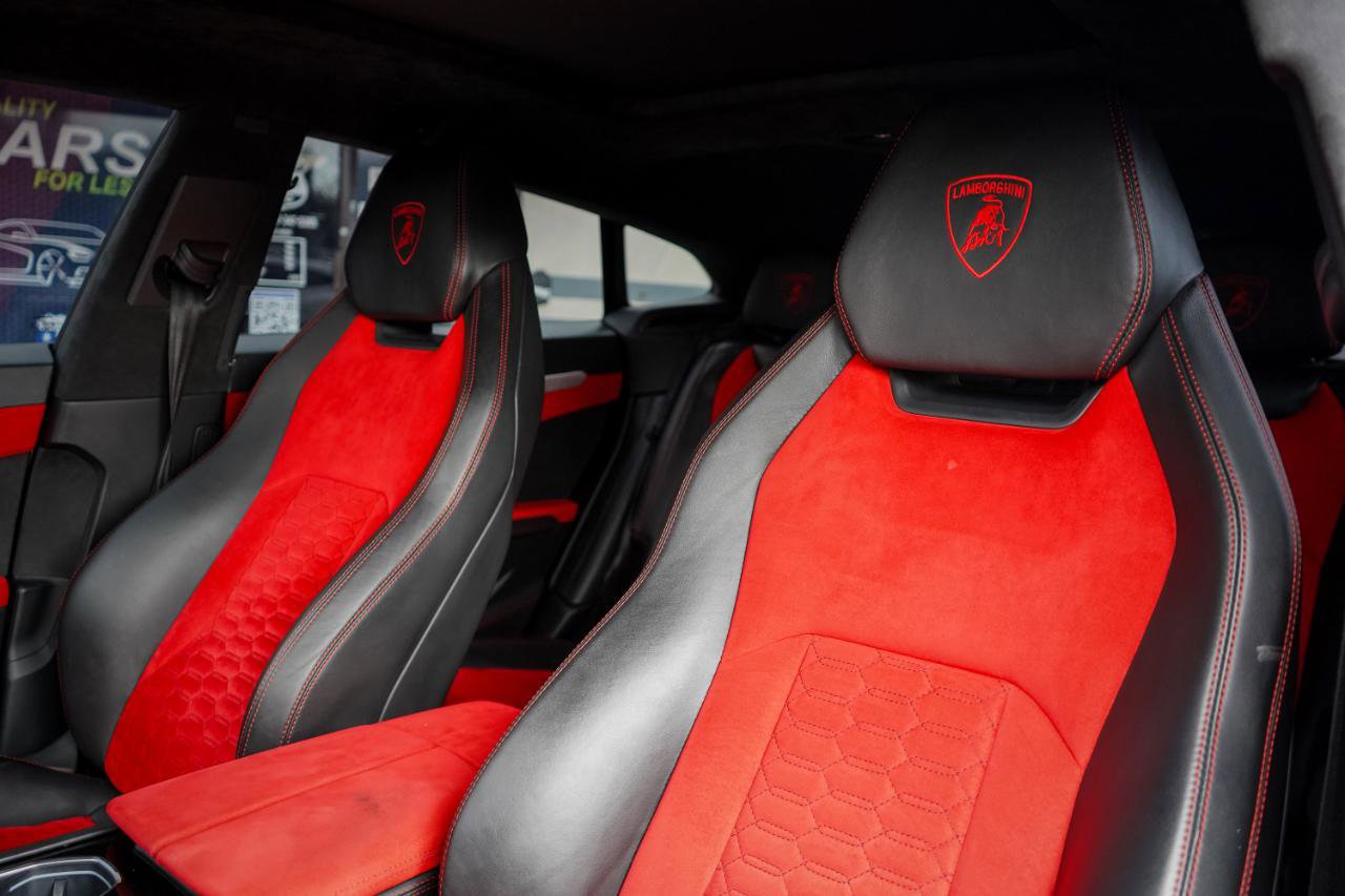 Used 2019 Lamborghini Urus image 13