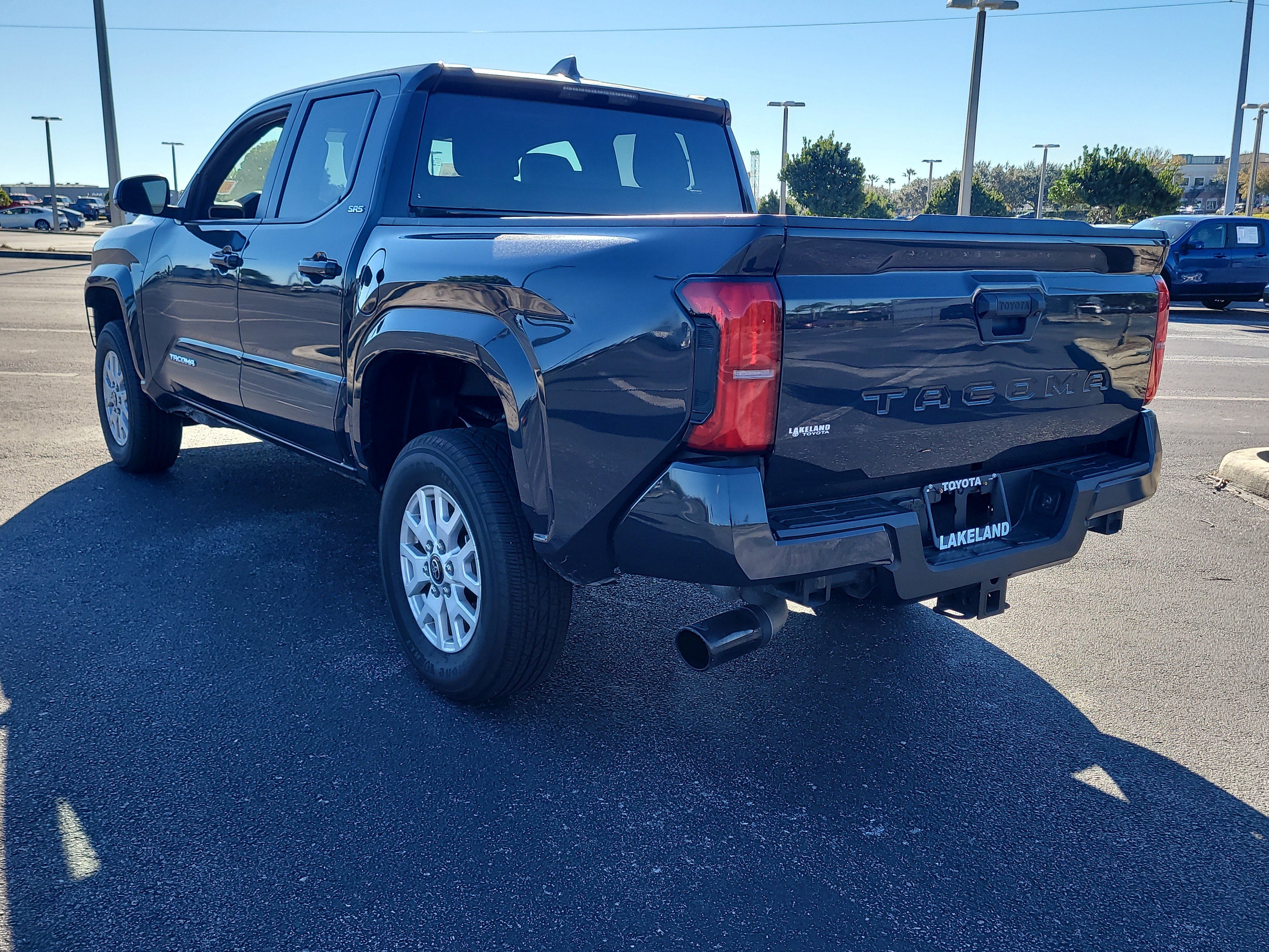 Used 2024 Toyota Tacoma SR5 image 5
