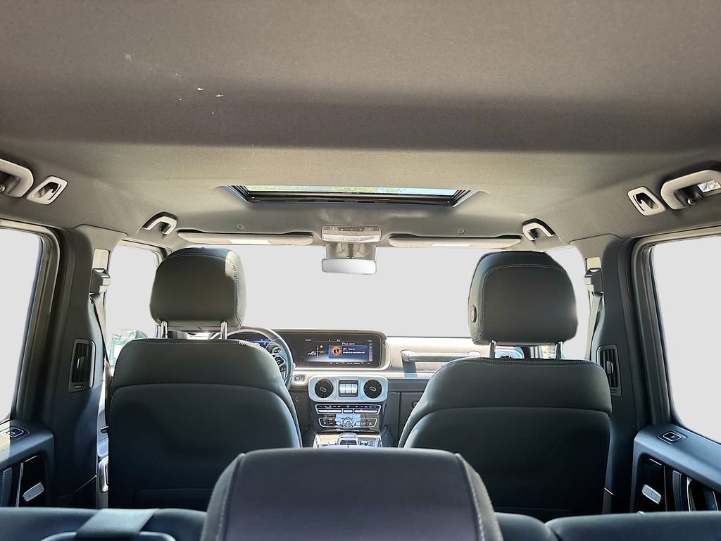 Used 2021 Mercedes-Benz G 550 image 16