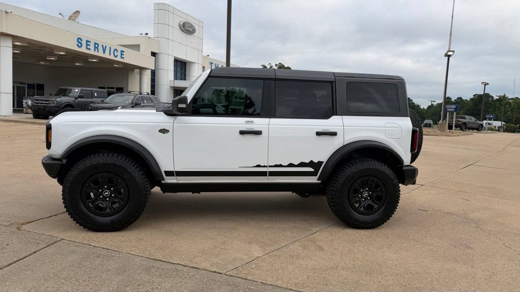 Used 2022 Ford Bronco Wildtrak AWD/4WD image 3