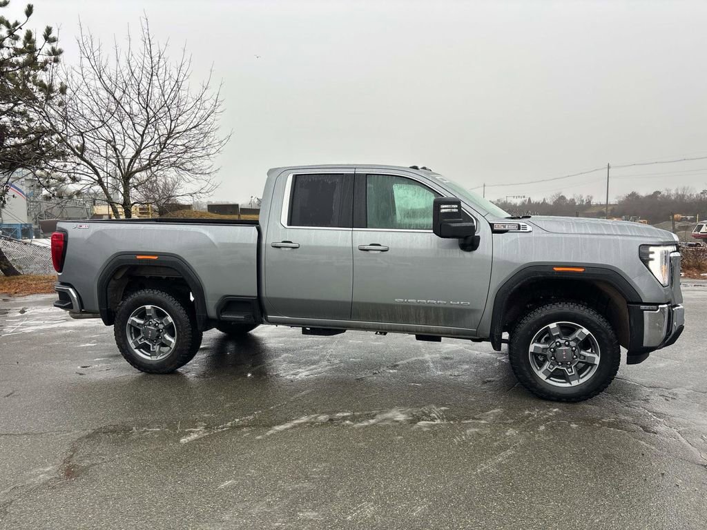 New 2026 GMC Sierra 2500 SLE w/ SLE Value Package; image 2