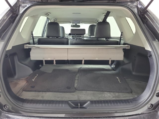 Used 2015 Toyota Prius V Four FWD image 10