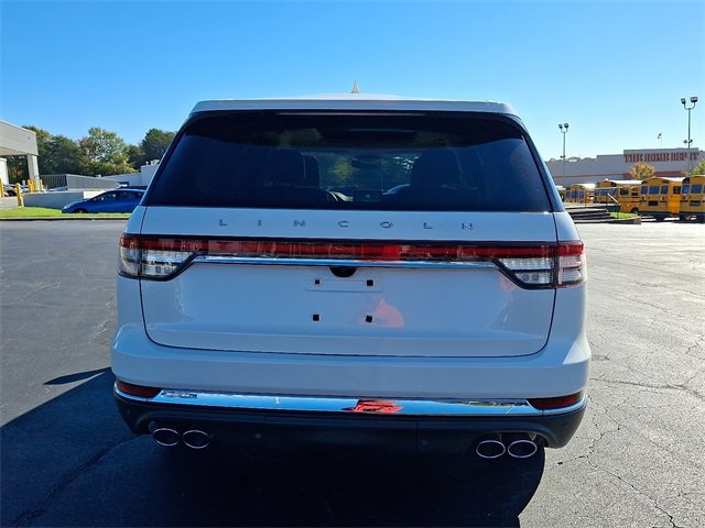Used 2022 Lincoln Aviator Reserve w/ Elements Package Plus image 5