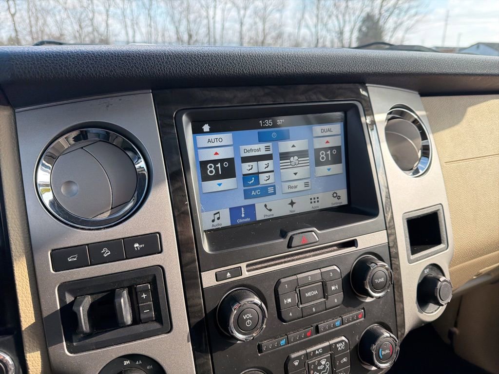 Used 2016 Ford Expedition Limited w/ Equipment Group 301A image 31