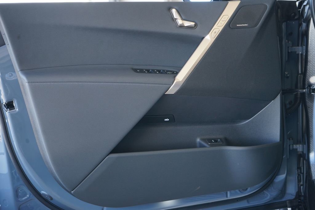 New 2026 BMW iX xDrive45 w/ Premium Package image 10