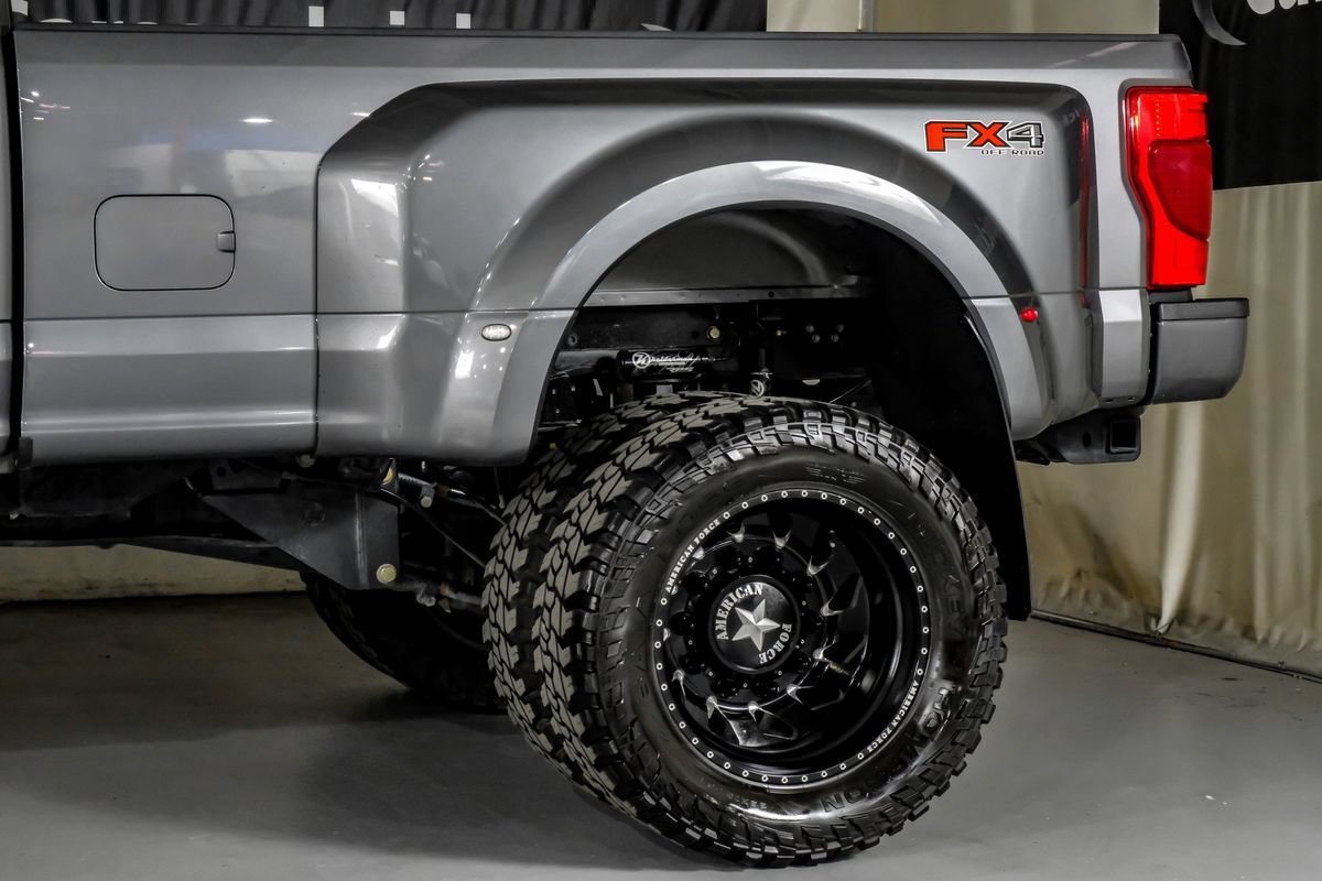 Used 2022 Ford F450 Platinum w/ FX4 Off-Road Package AWD/4WD image 14