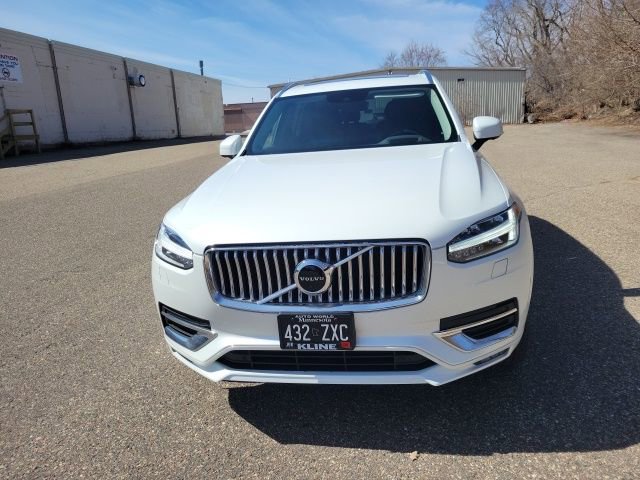 Used 2022 Volvo XC90 T6 Inscription w/ Advanced Package image 3
