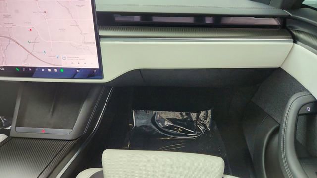 Used 2025 Tesla Model S Plaid image 34