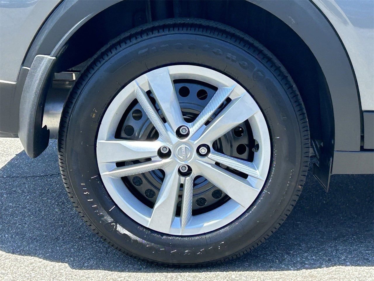 New 2025 Nissan Kicks Play S image 7