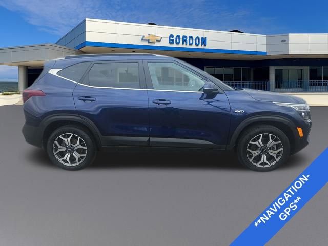 Used 2023 Kia Seltos EX image 6